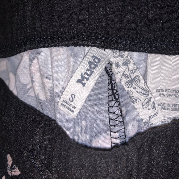 Joggers - Picture 2 of 2